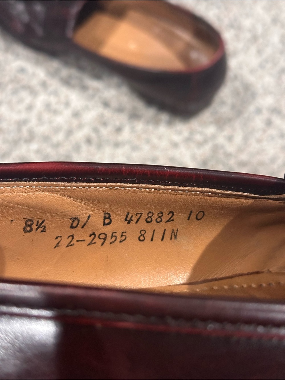 Johnston & Murphy Men's Burgundy Tassel Loafers - Picture 5 of 7